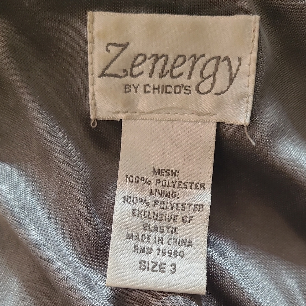 Zenergy By Chicos Silver Sequins Slouch Neck Quarter Sleeve Top Womens Size 3 - Picture 9 of 9